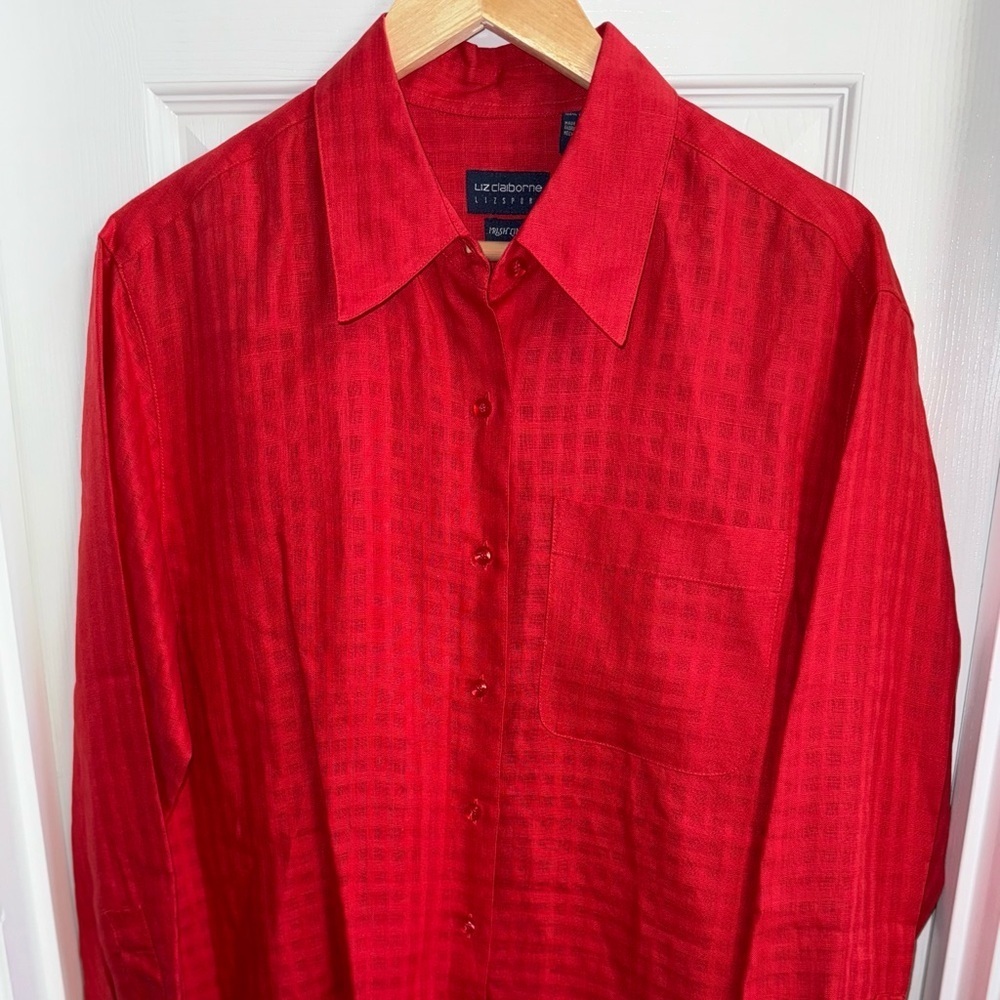 Liz Claiborne Men's Red Textured Long-Sleeve Button-Down Shirt